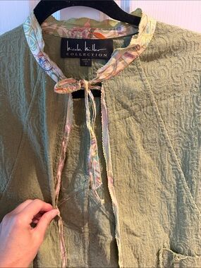 Nicole Miller Collection ~ Vintage Textured Silk Crop Jacket Sz 2